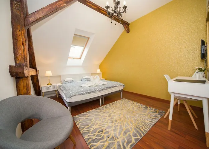 Pensión Florencia Eger