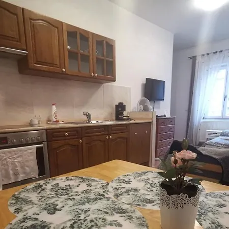Florencia Πανσιόν 3*